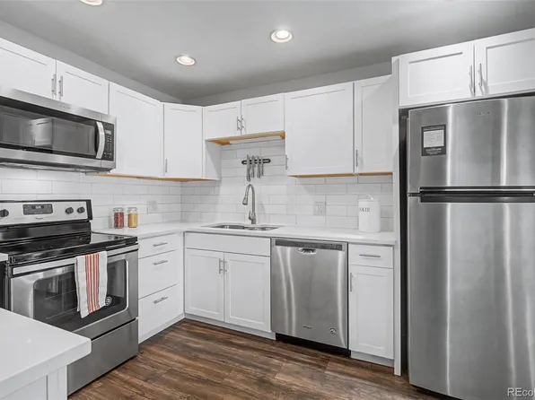 3082 S Wheeling Way Bldg 208 #404, Aurora, CO 80014