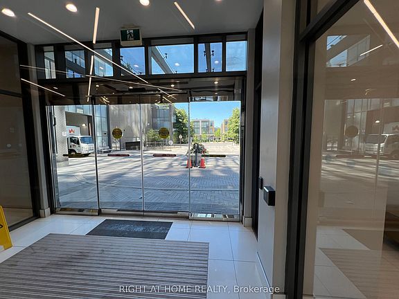 5th image of 5025 Four Springs Ave #1407