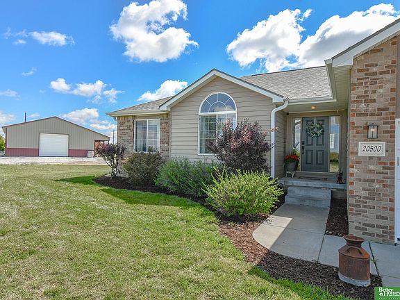 3rd image of 20500 SW Hollow Ct