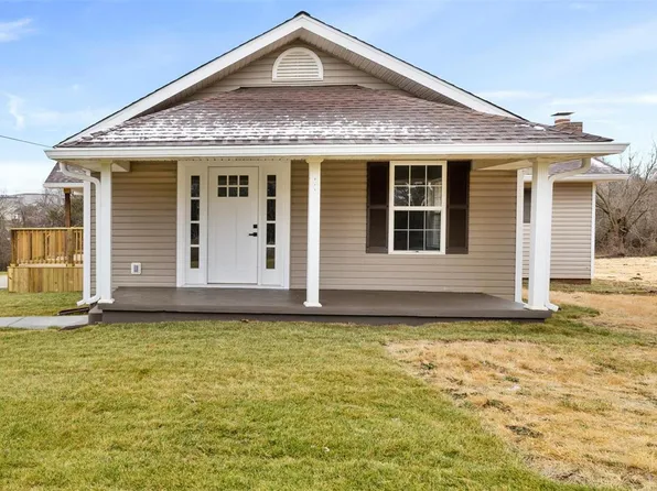 409 S State St, Desloge, MO 63601