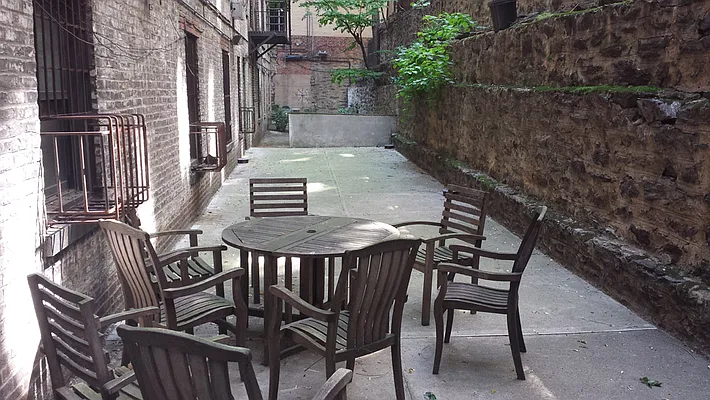 Rented by New York Residence | media 20