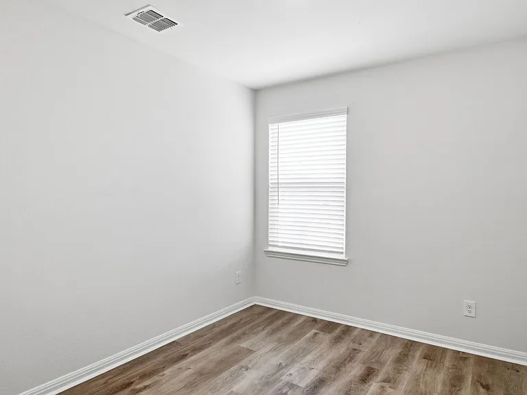 11848 Davalos Ln — Photo 14