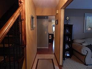 5th image of 5 Cottonwood Ct