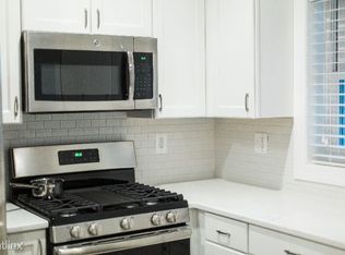 21 Nicholson Dr, Pasadena, MD 21122