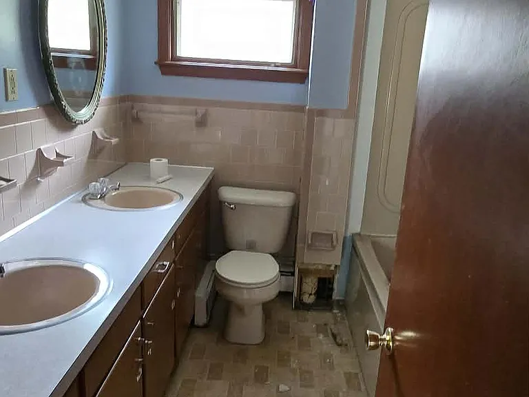 14 Link St #2 — Photo 6
