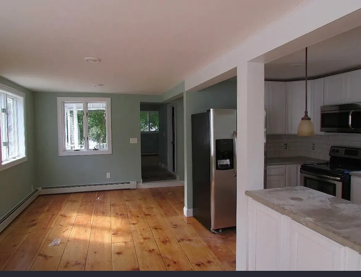 119 Oak St — Photo 4