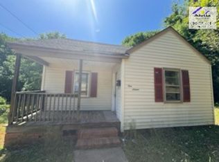 116 Buckingham Ave, Fayetteville, NC 28301