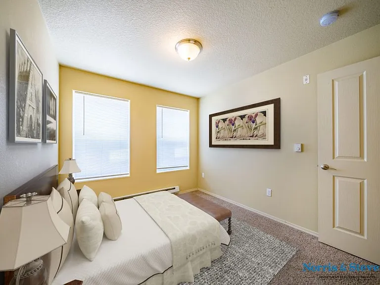 5513-5517 NE 66th Ave — Photo 8