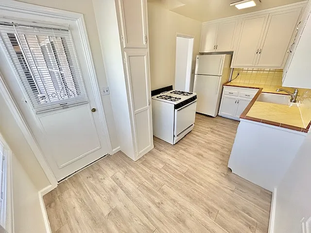 4438 Dawson Ave — Photo 7