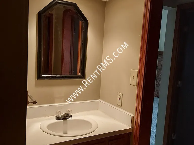 5733 SW 20th St — Photo 16