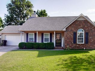 2806 Holsted Dr, Murfreesboro, TN 37128