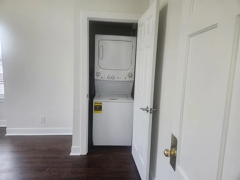 126 Merrick Rd #3A — Photo 8