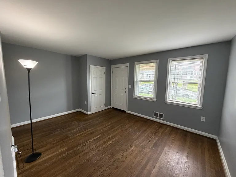 7136 Eastbrook Ave — Photo 2