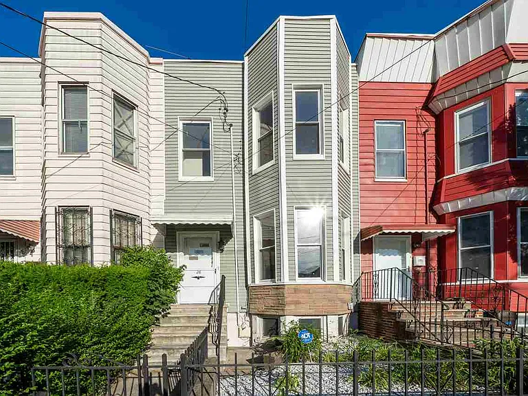 28 Jones St — Photo 1