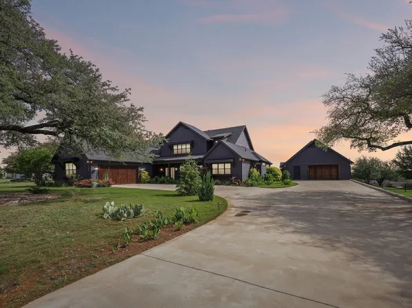 154 Helton Dr, Granbury, TX 76049