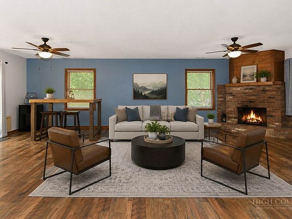 3rd image of 133 Rachel Court