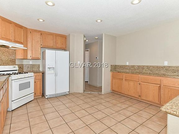 5th image of 6031 Dawn View Ln