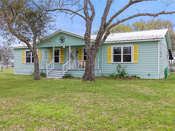 2nd image of 10708 Creek Bend Dr