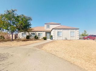 9574 Riggins Rd, Phelan, CA 92371