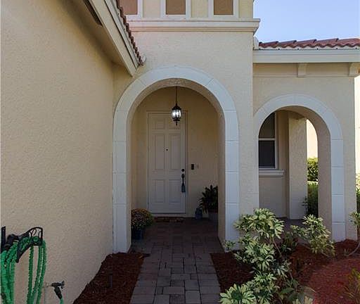 3rd image of 10143 N Silver Palm Dr