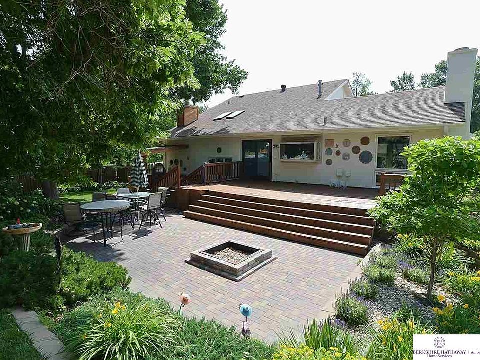 1st image of 5806 S 152nd Ave