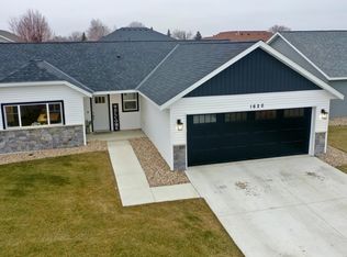 1620 18th Ave NW, Willmar, MN 56201