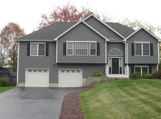 27 Frieda Ln, Poughkeepsie, NY 12603