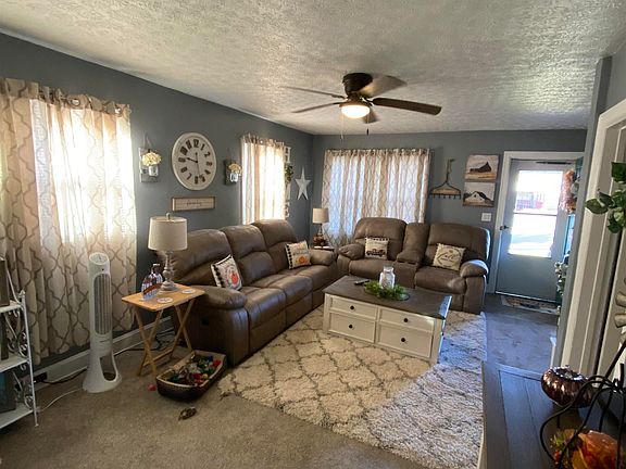 4th image of 1036 Garfield Ave