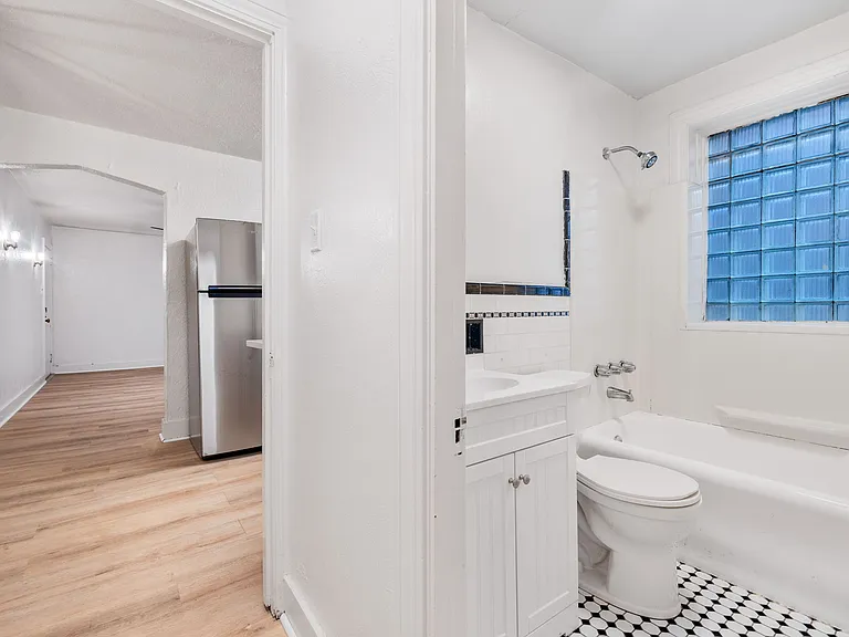 191 Morrison Dr #1 — Photo 8