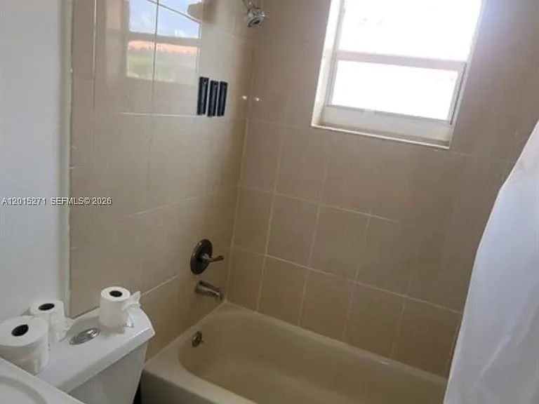 2341 SW 17th Ave #2343 — Photo 10