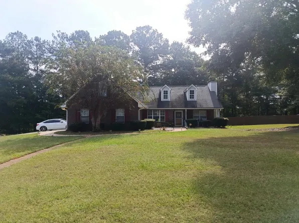 100 New Farm Dr, Locust Grove, GA 30248