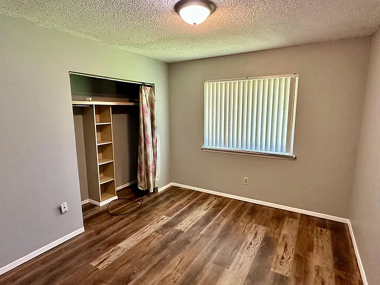 414 Newcomb Cv — Photo 10