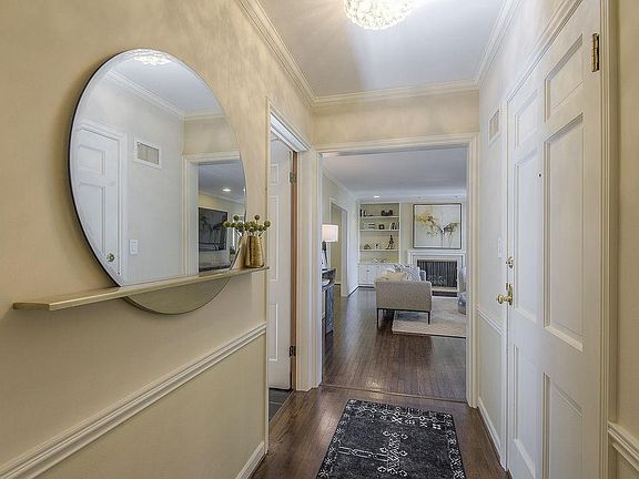 4th image of 617 W 49th St