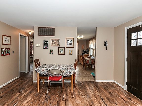5th image of 226 Ensenada Dr