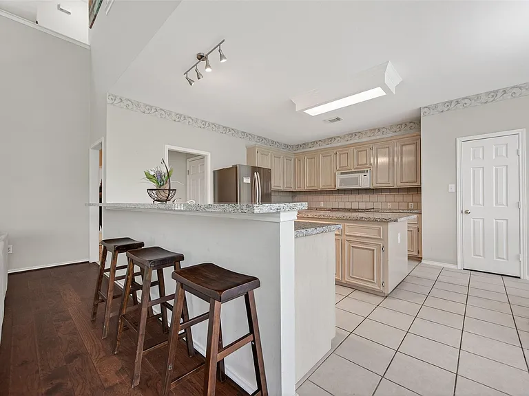 5911 Indian Hills Ln — Photo 41
