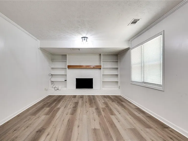 597 Field Cliff Dr — Photo 5