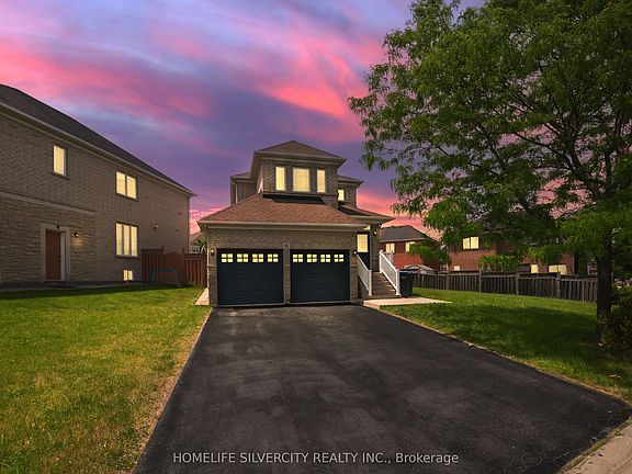 2nd image of 6 Aria Ln