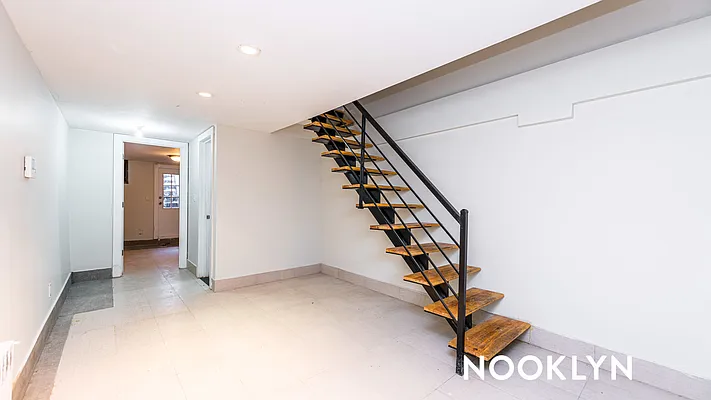 Rented by Nooklyn NYC LLC | media 19