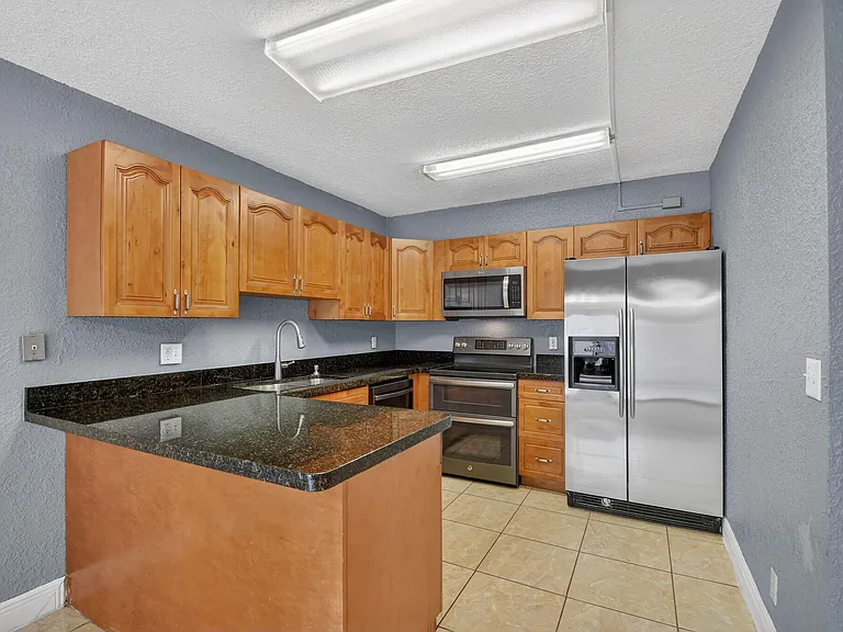 320 Woodland Rd — Photo 13