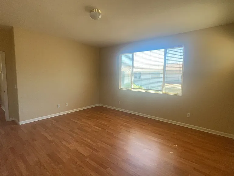 3548 Santa Maria Ave — Photo 18