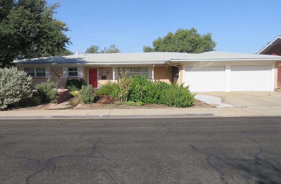 1st image of 1709 Emerald Ave
