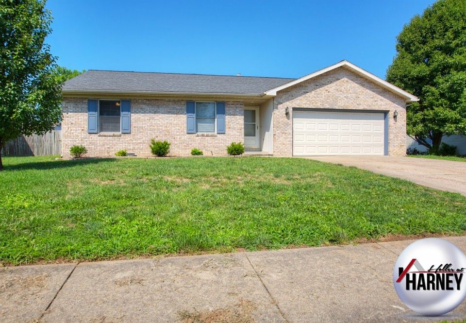 1st image of 4933 Yellowstone Dr