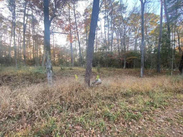 26721 E Pecan Cir, Huntsville, TX 77320