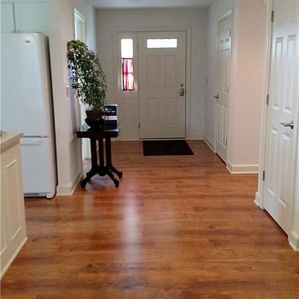 2nd image of 14048 Delaware Dr