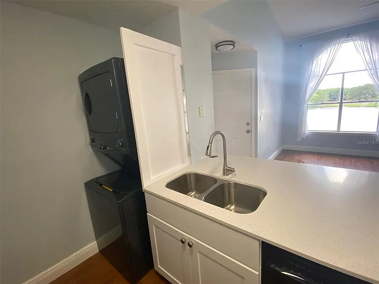 2612 Grassy Point Dr #312 — Photo 10