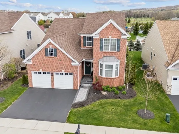 17 Beecher Ln, Mount Olive Twp., NJ 07836