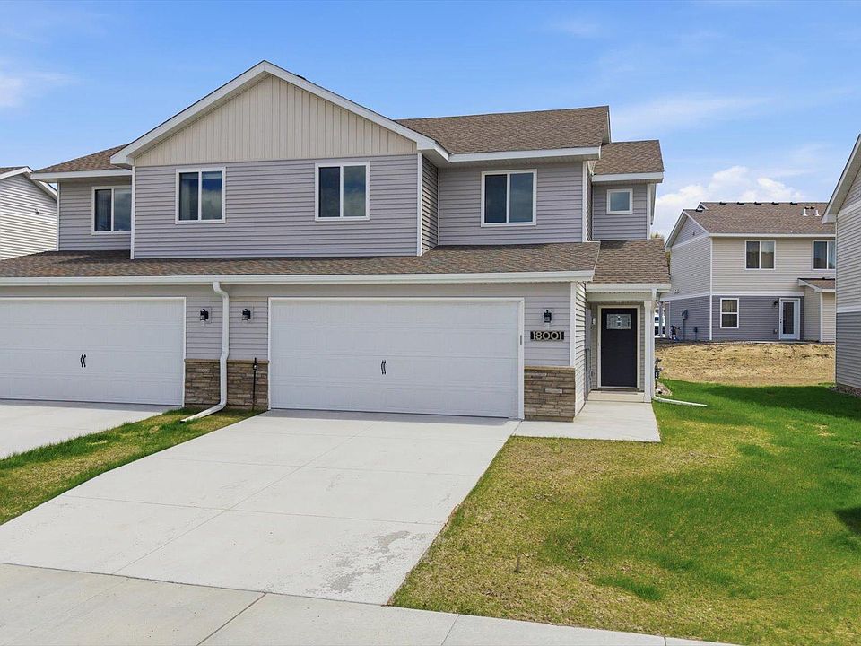 1st image of 18032 Walnut Cir