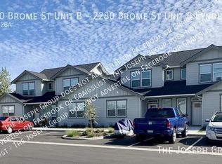 2280 Brome St UNIT B, Lynden, WA 98264