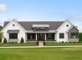 172 Westwood Ln, Wayzata, MN 55391