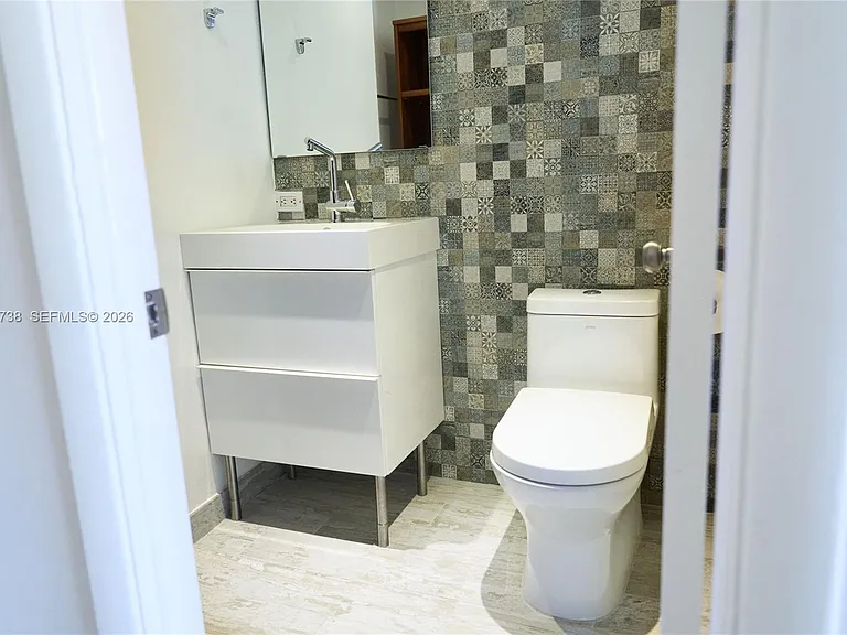 3000 N Ocean Blvd #407 — Photo 15